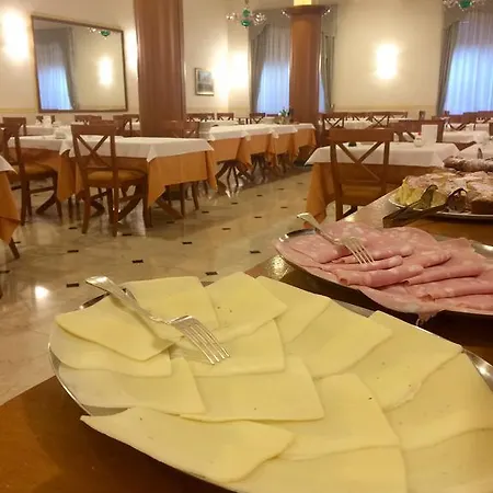 Brennero E Varsavia 3*